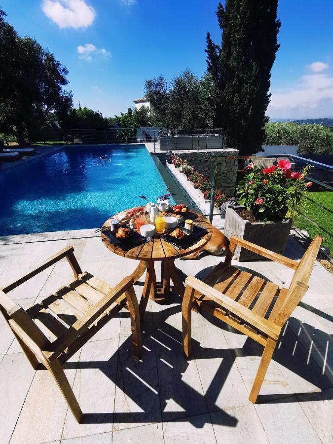 Escondida Bed & Breakfast Ница Екстериор снимка